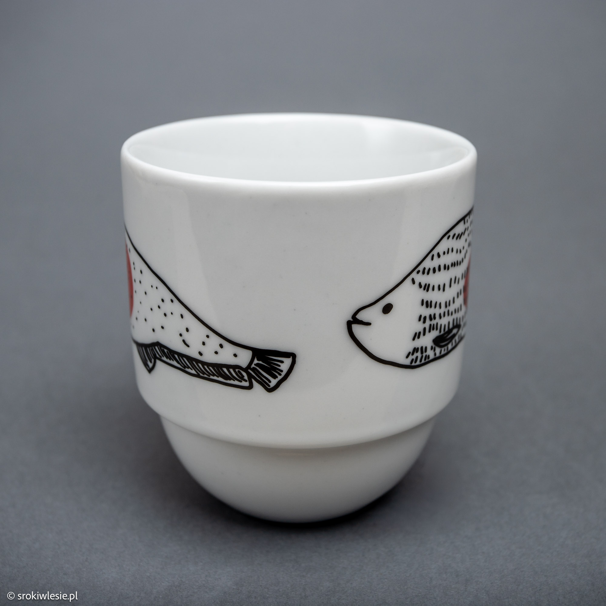 Kubek porcelanowy z karpiem i sumem - obrazek 3