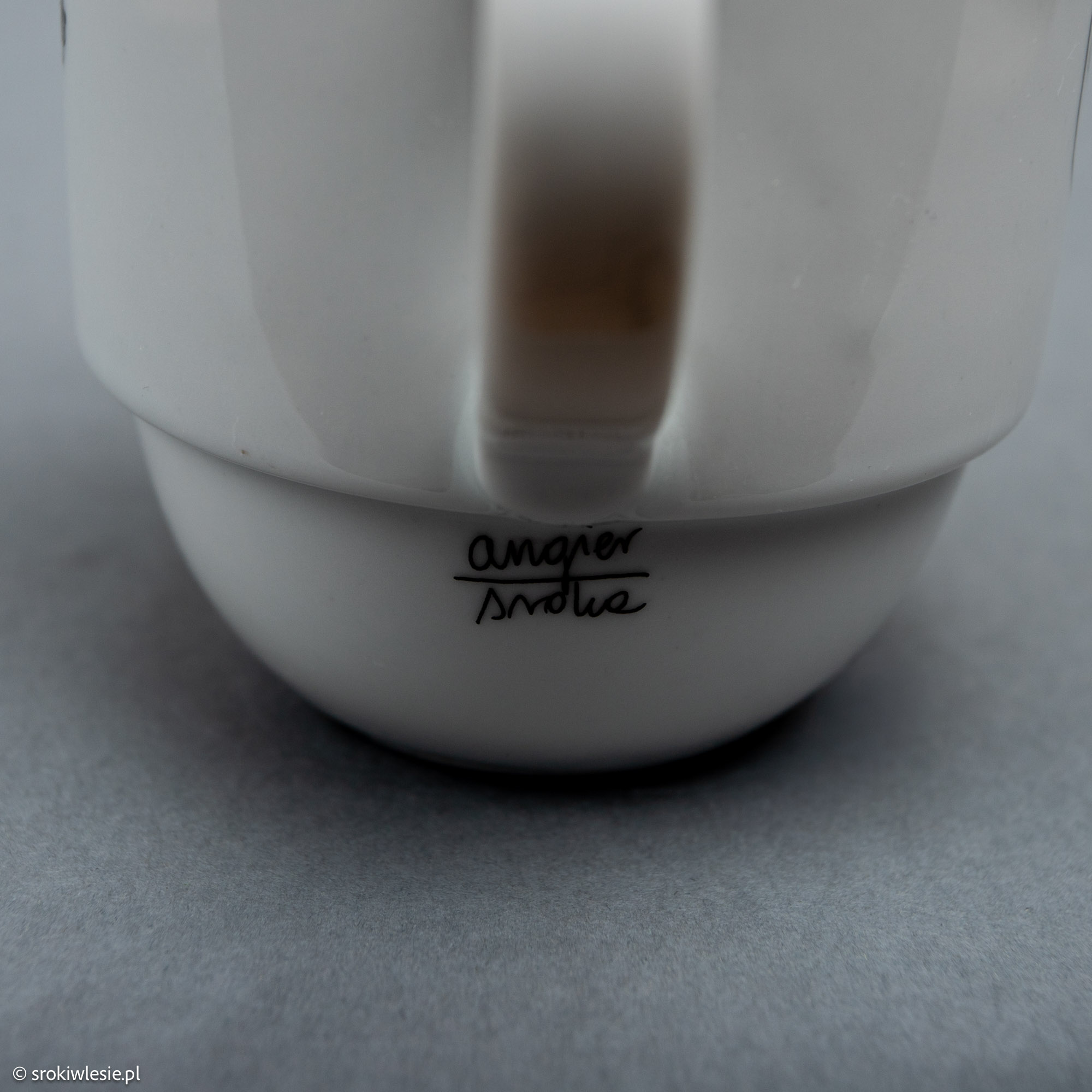 Kubek porcelanowy z rycerzykiem piastowskim - obrazek 3